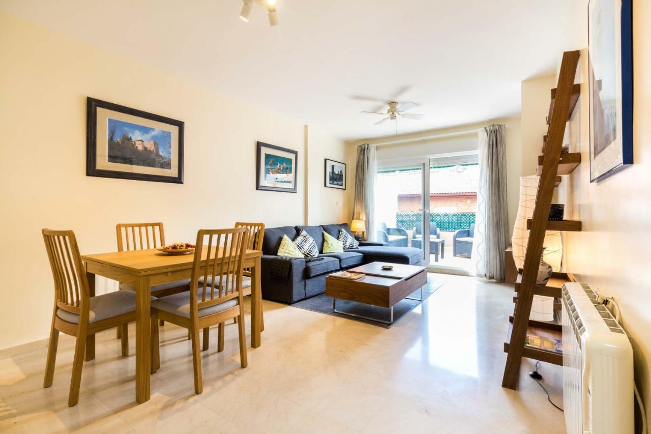Apartamento Paseo Del Salon Гранада Екстериор снимка